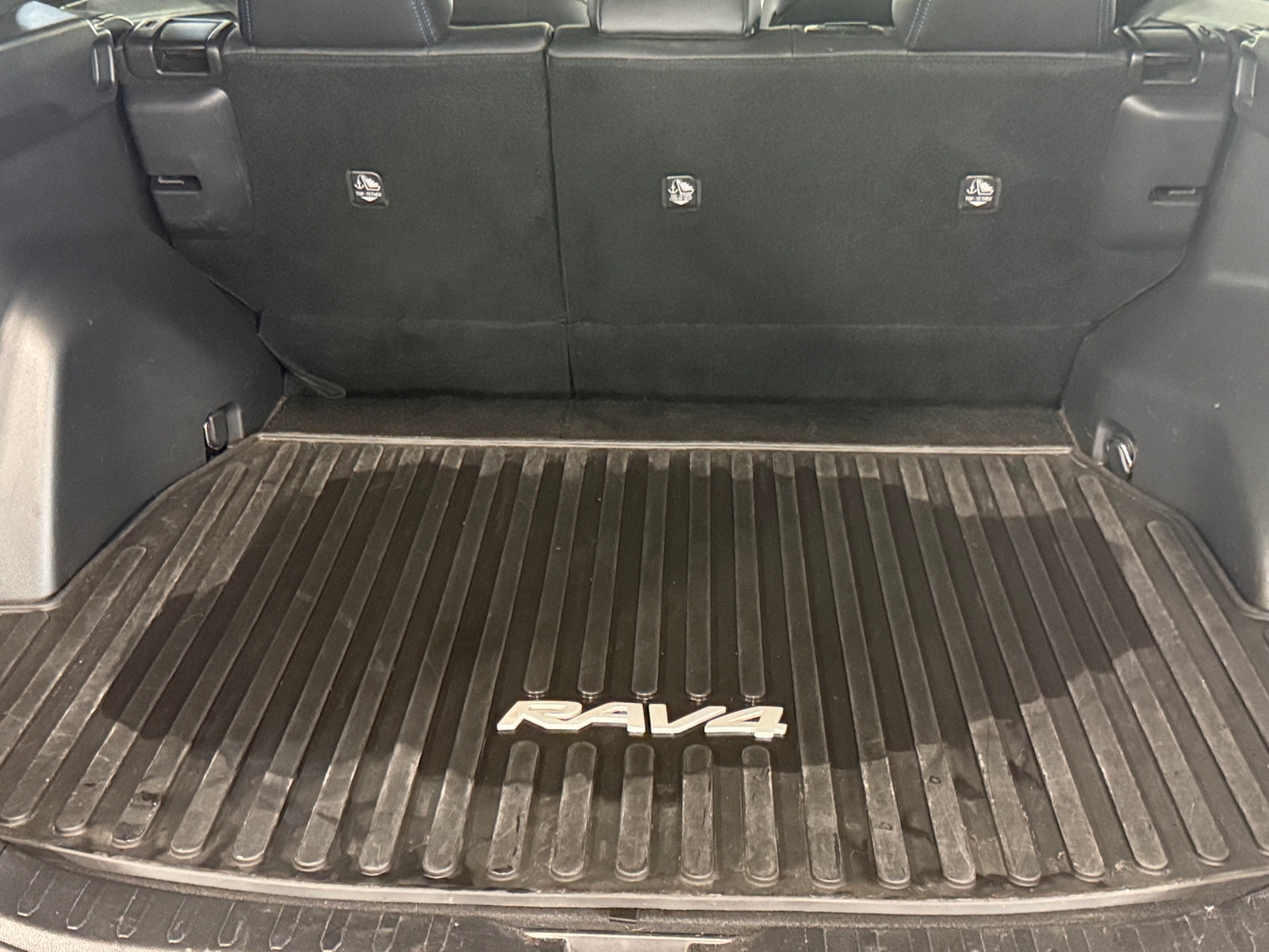 Thumbnail: 2023 Toyota RAV4 - 7