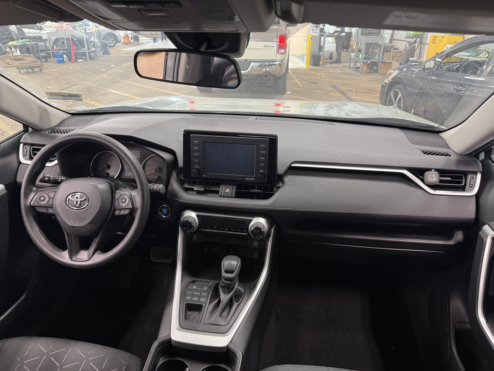 Thumbnail: 2021 Toyota RAV4 - 3