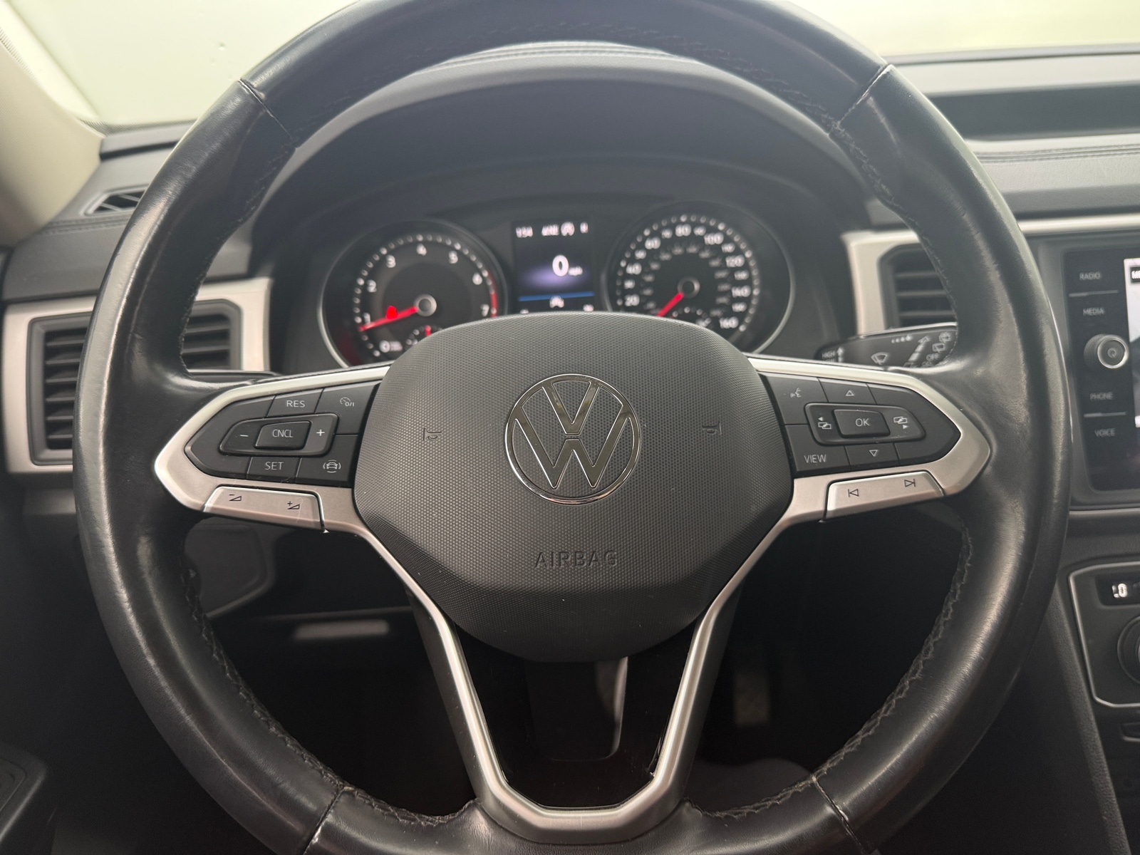 Thumbnail: 2021 Volkswagen Atlas - 4