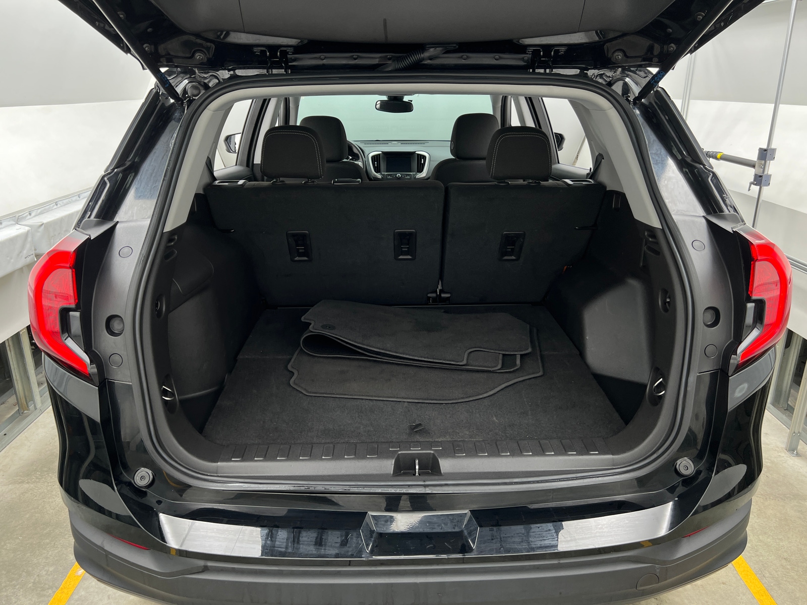 Thumbnail: 2024 GMC Terrain - 7