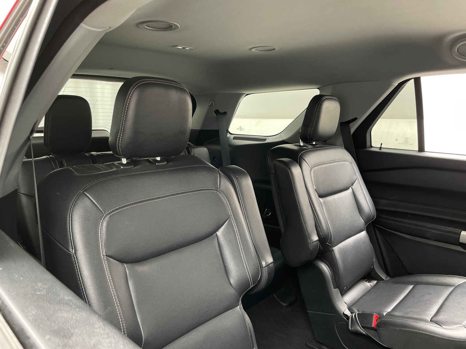 Thumbnail: 2021 Ford Explorer - 5