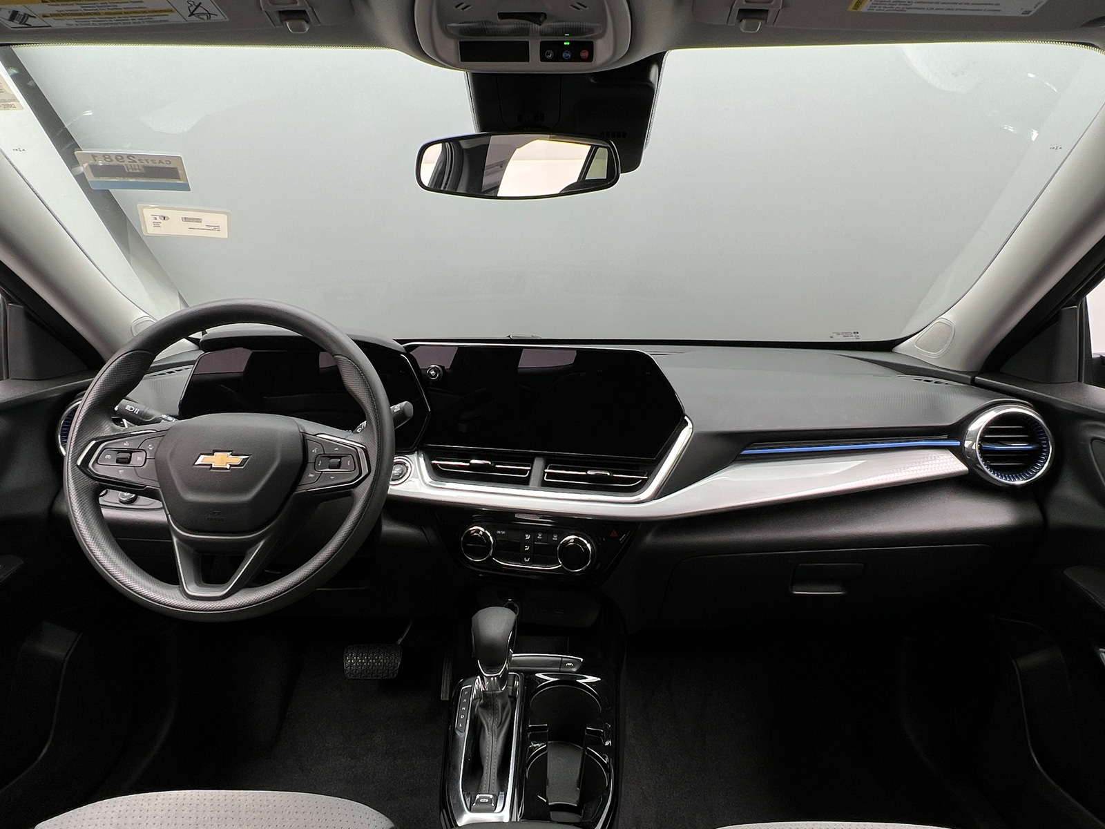 Thumbnail: 2025 Chevrolet Trax - 3