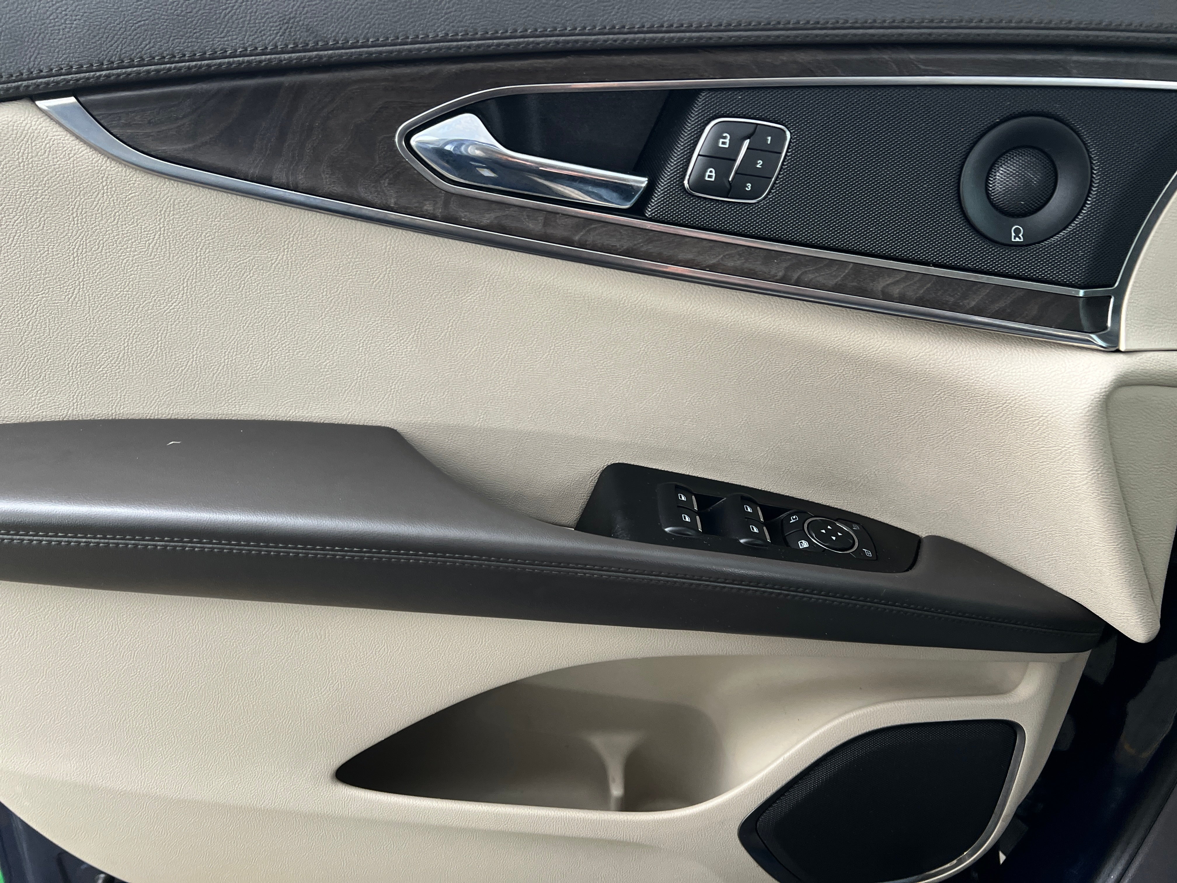 2020 Lincoln Nautilus