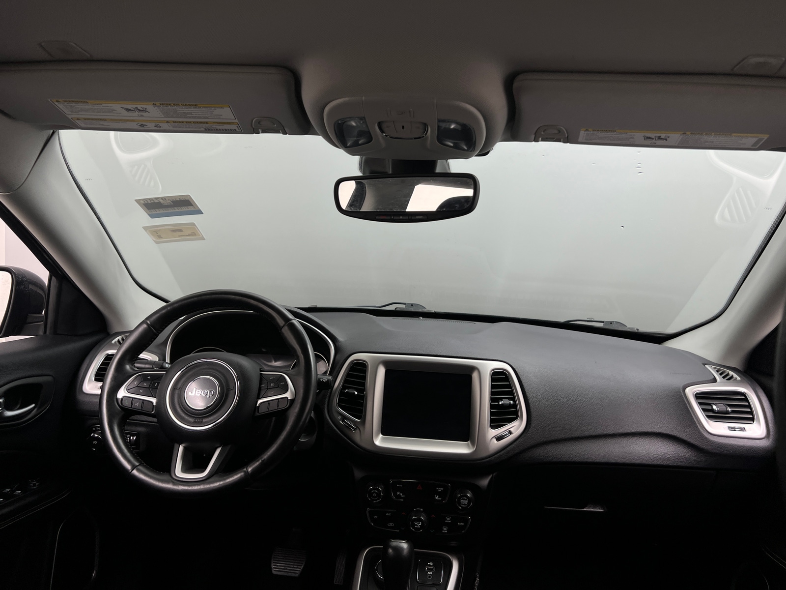 Thumbnail: 2018 Jeep Compass - 3