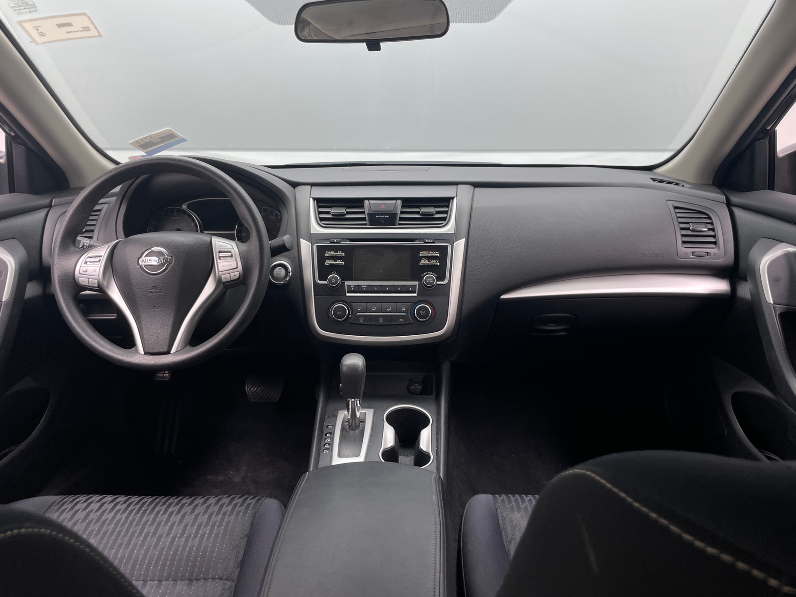 Thumbnail: 2017 Nissan Altima - 3