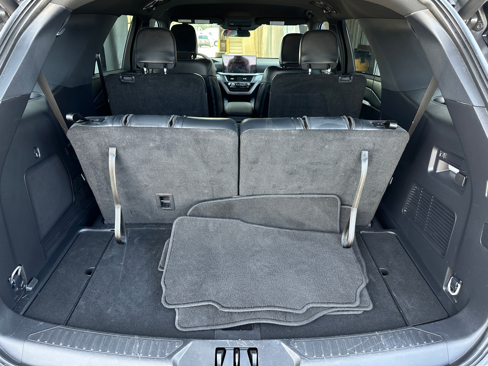 Thumbnail: 2025 Ford Explorer - 6