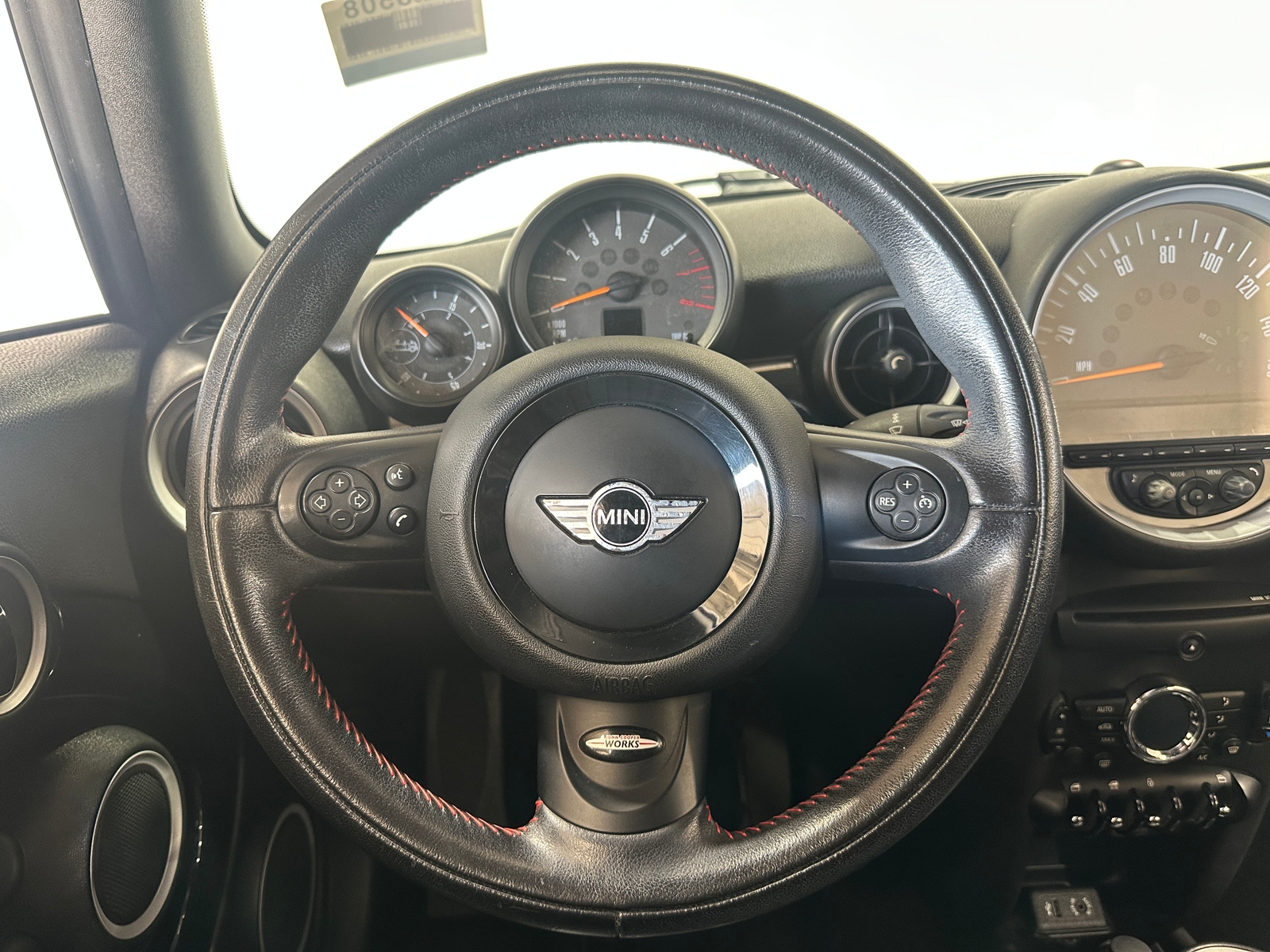 Thumbnail: 2015 MINI Cooper Convertible - 4