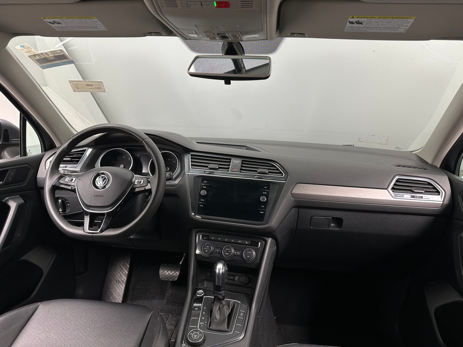 Thumbnail: 2020 Volkswagen Tiguan - 2