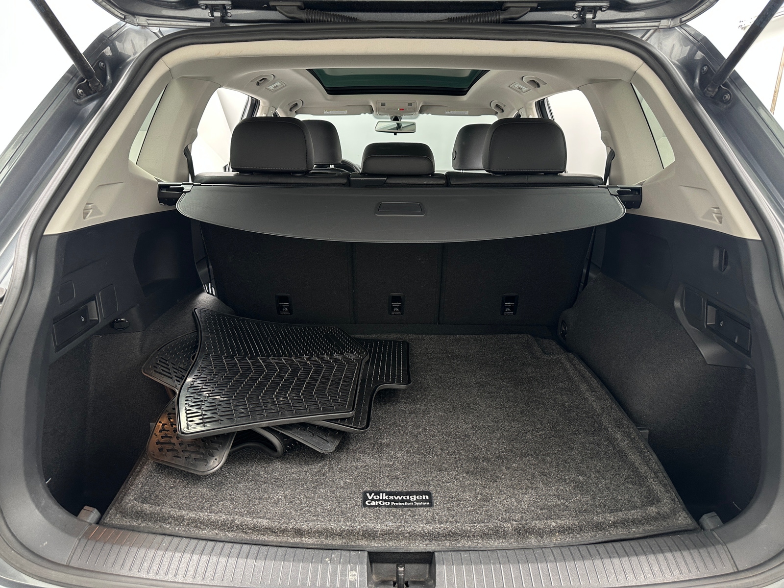 Thumbnail: 2020 Volkswagen Tiguan - 6