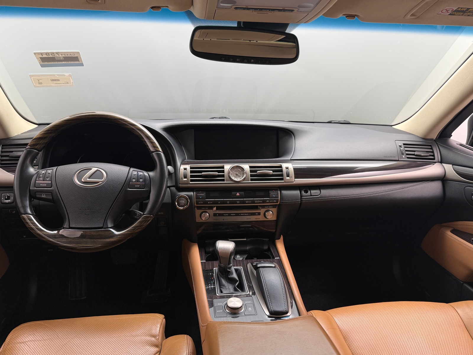 Thumbnail: 2014 Lexus LS - 2