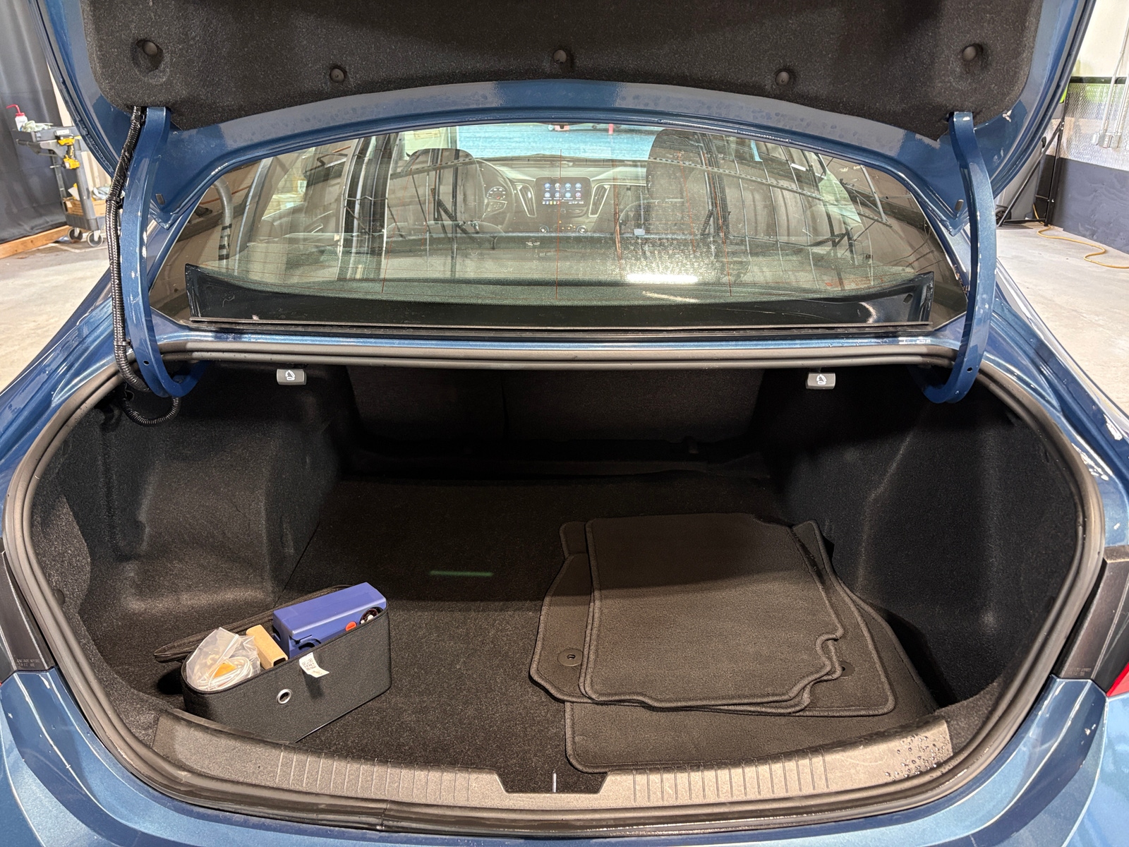 Thumbnail: 2024 Chevrolet Malibu - 7