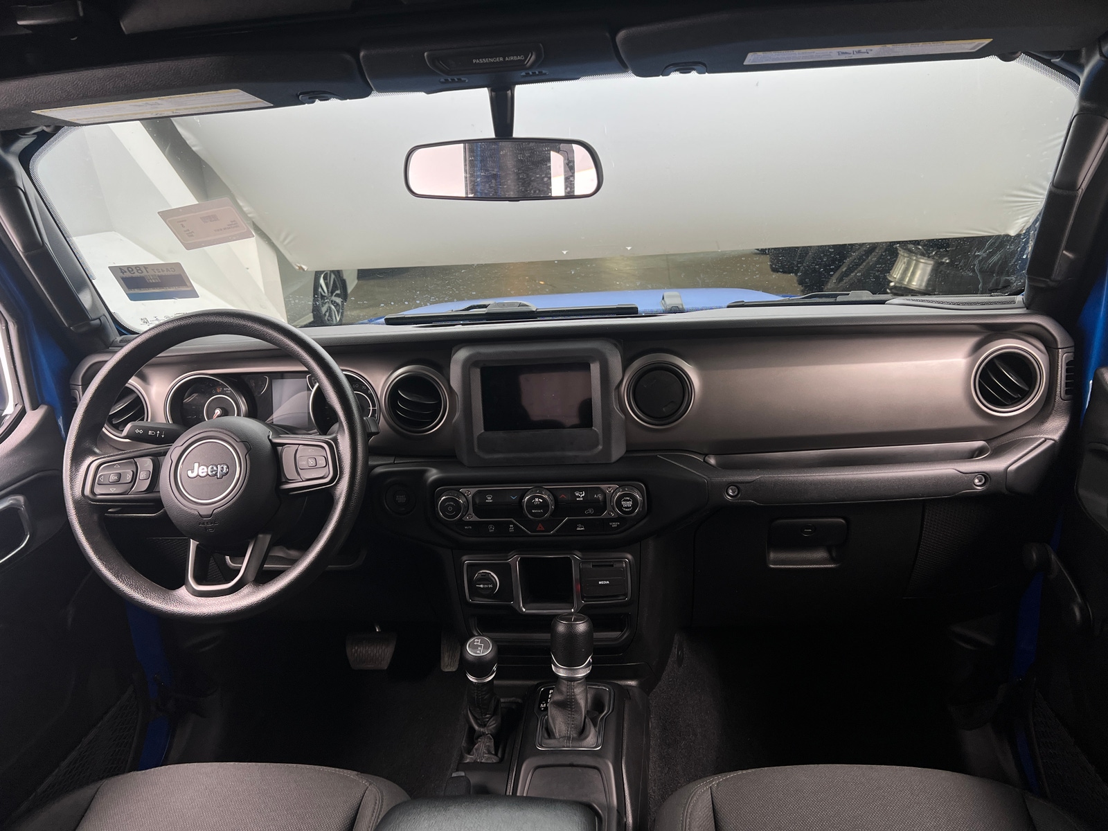 Thumbnail: 2022 Jeep Gladiator - 3