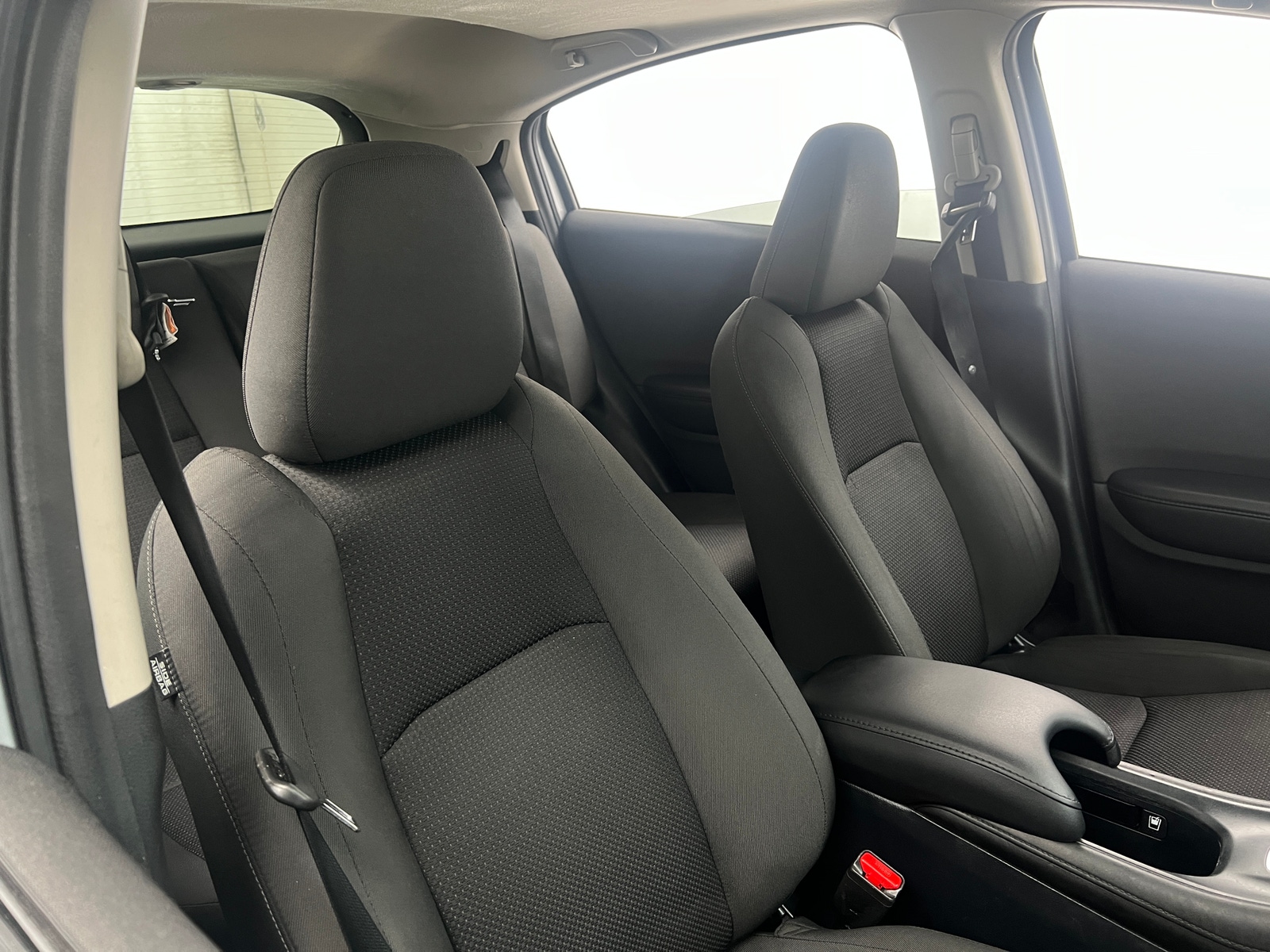 Thumbnail: 2022 Honda HR-V - 2