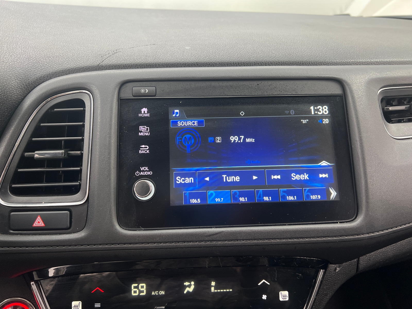 Thumbnail: 2022 Honda HR-V - 4