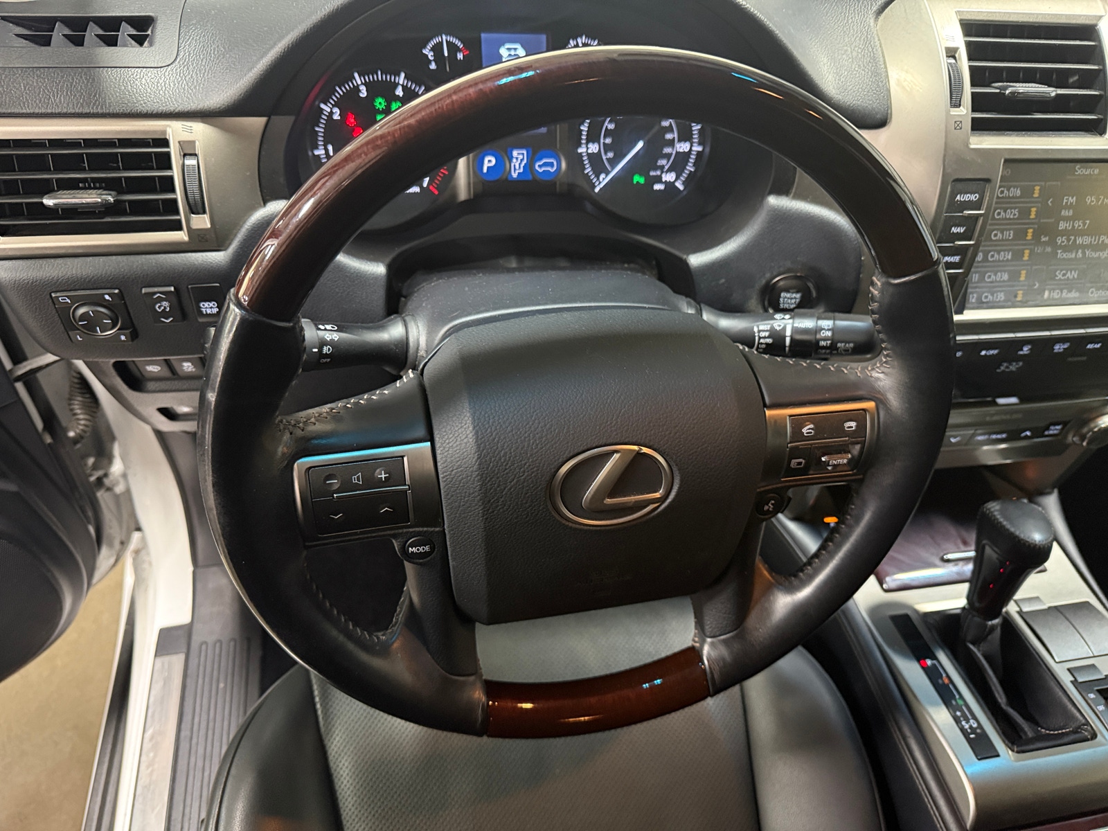Thumbnail: 2019 Lexus GX - 4