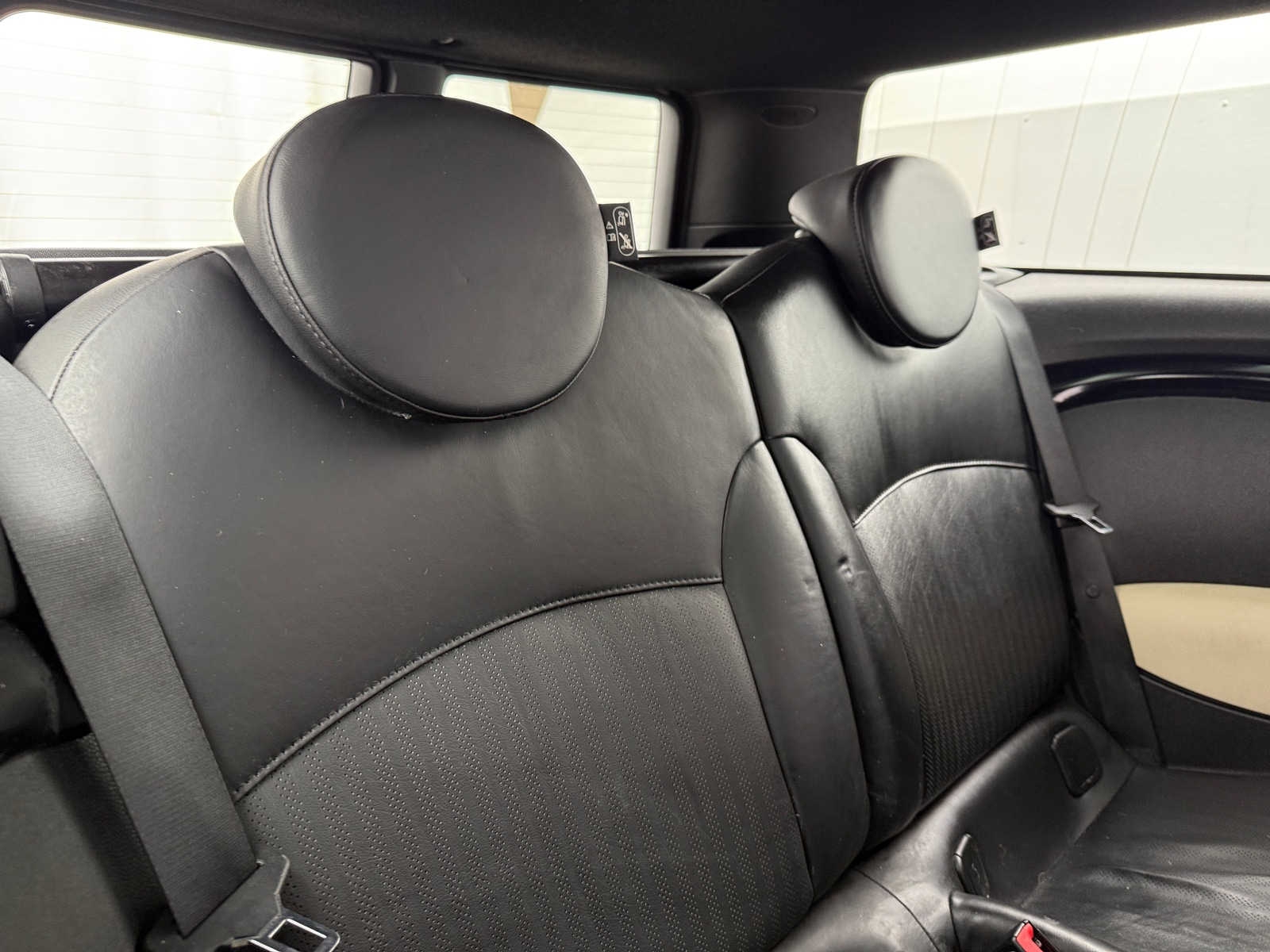 Thumbnail: 2013 MINI Cooper Clubman - 4