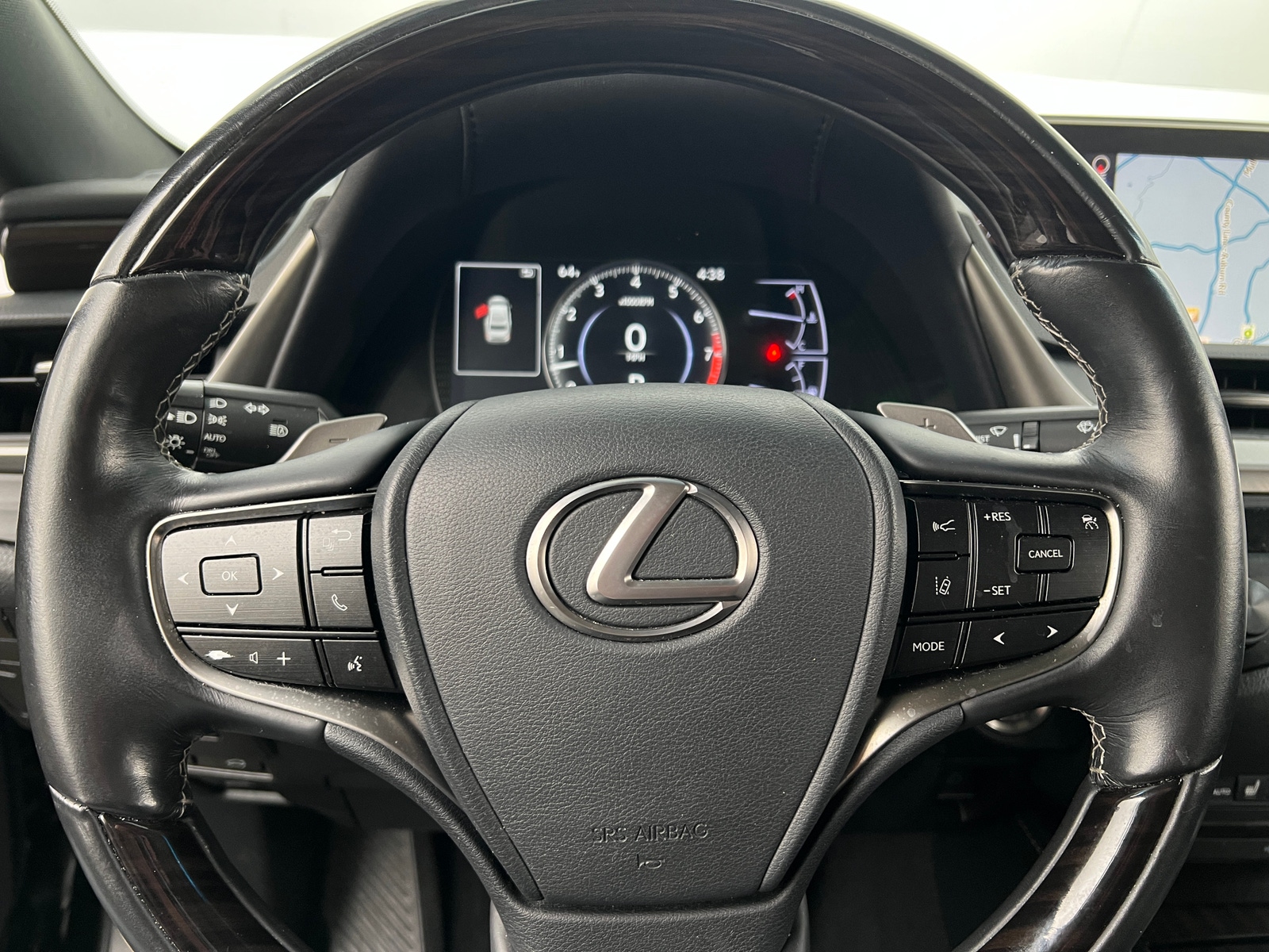 Thumbnail: 2019 Lexus ES - 5
