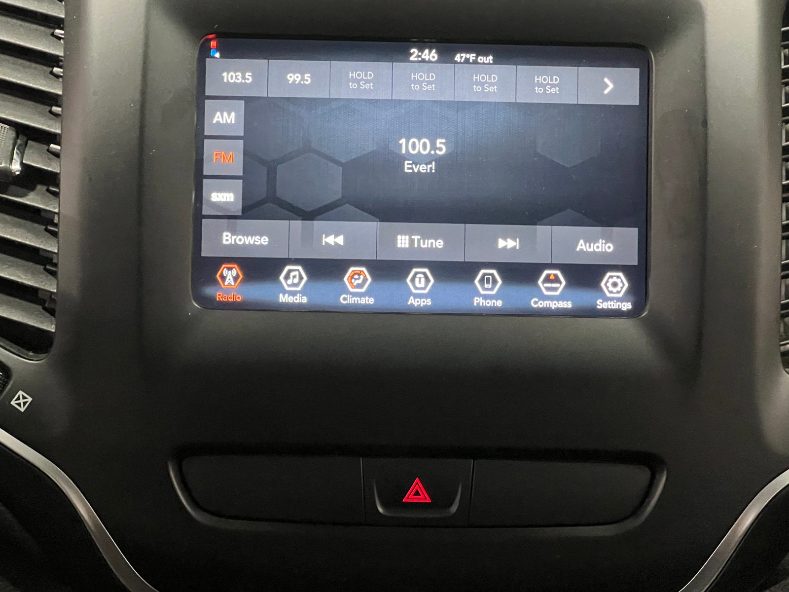 Thumbnail: 2019 Jeep Cherokee - 4