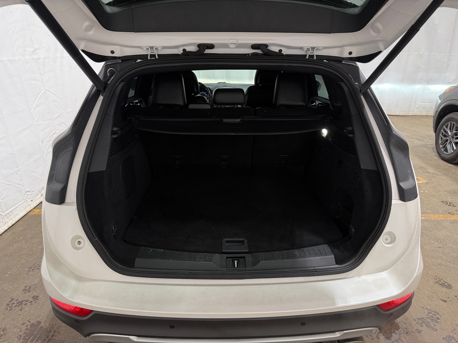 Thumbnail: 2018 Lincoln MKC - 6