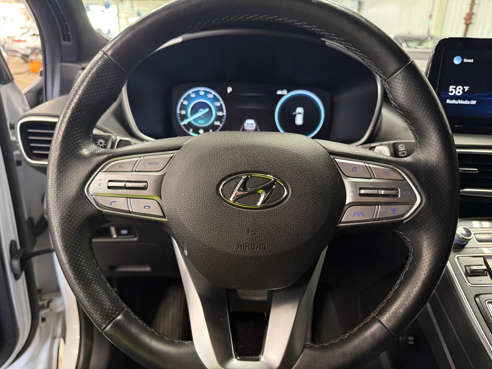 Thumbnail: 2021 Hyundai Santa Fe - 4