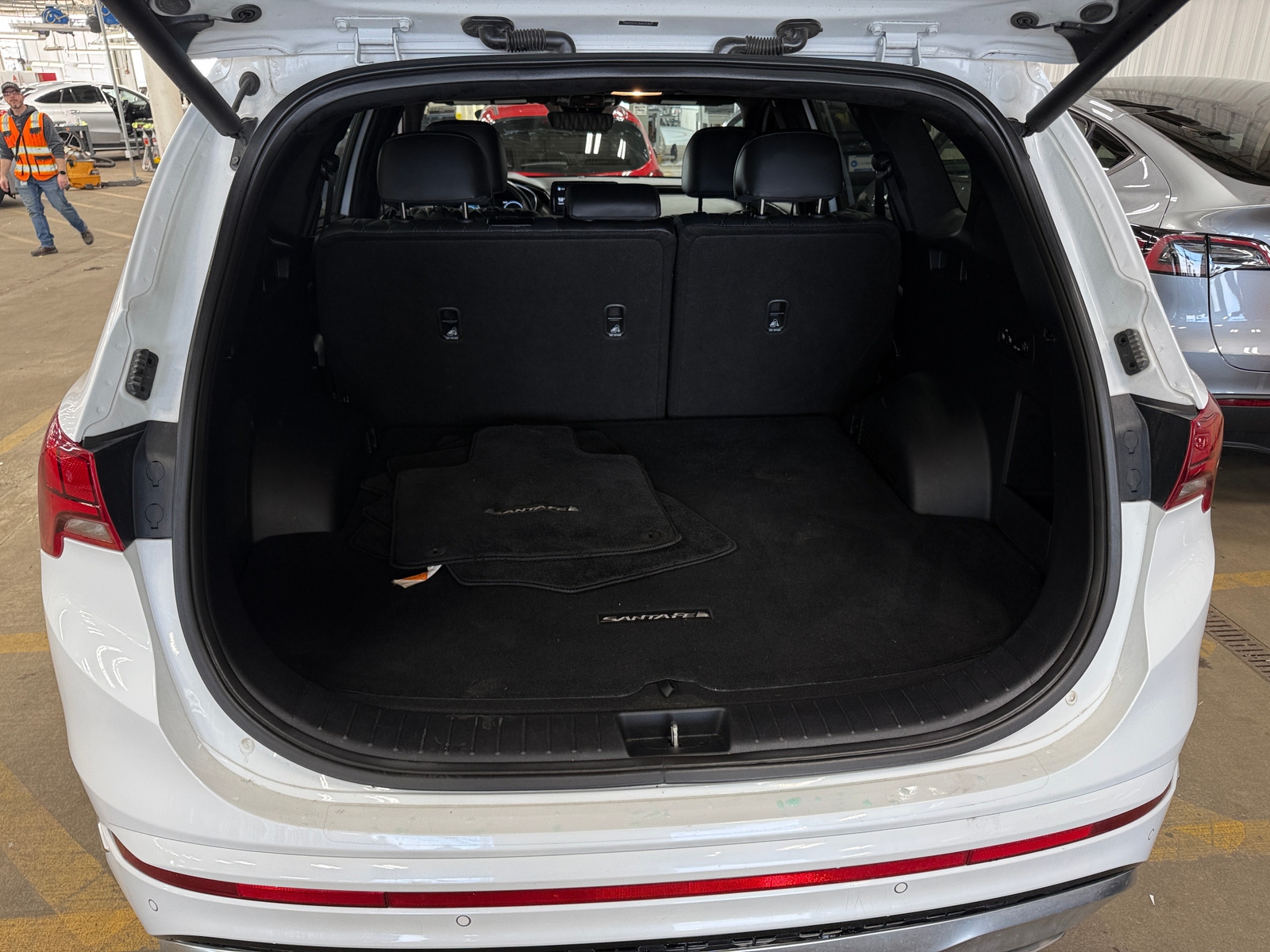 Thumbnail: 2021 Hyundai Santa Fe - 6