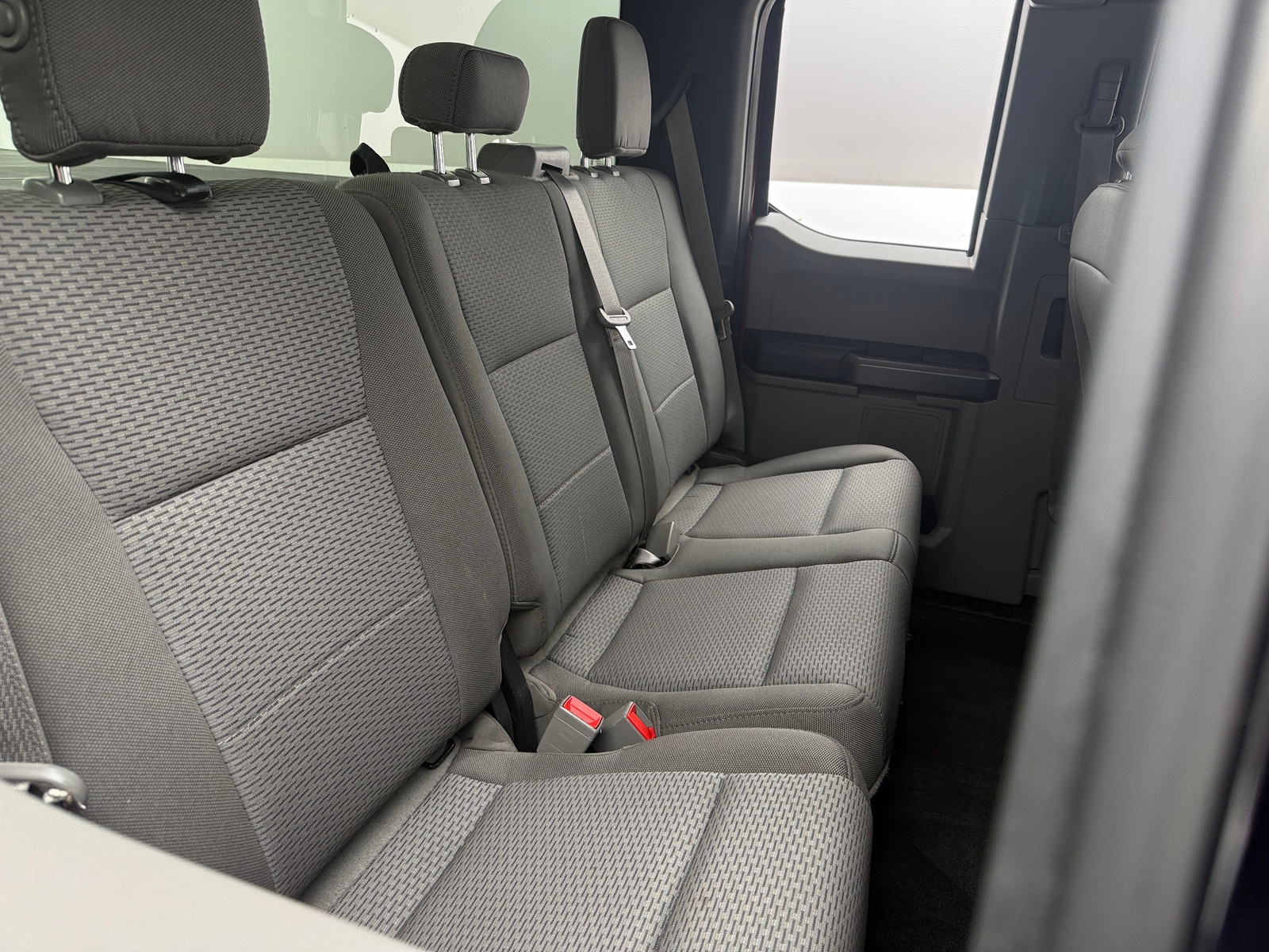 Thumbnail: 2019 Ford Econoline - 6