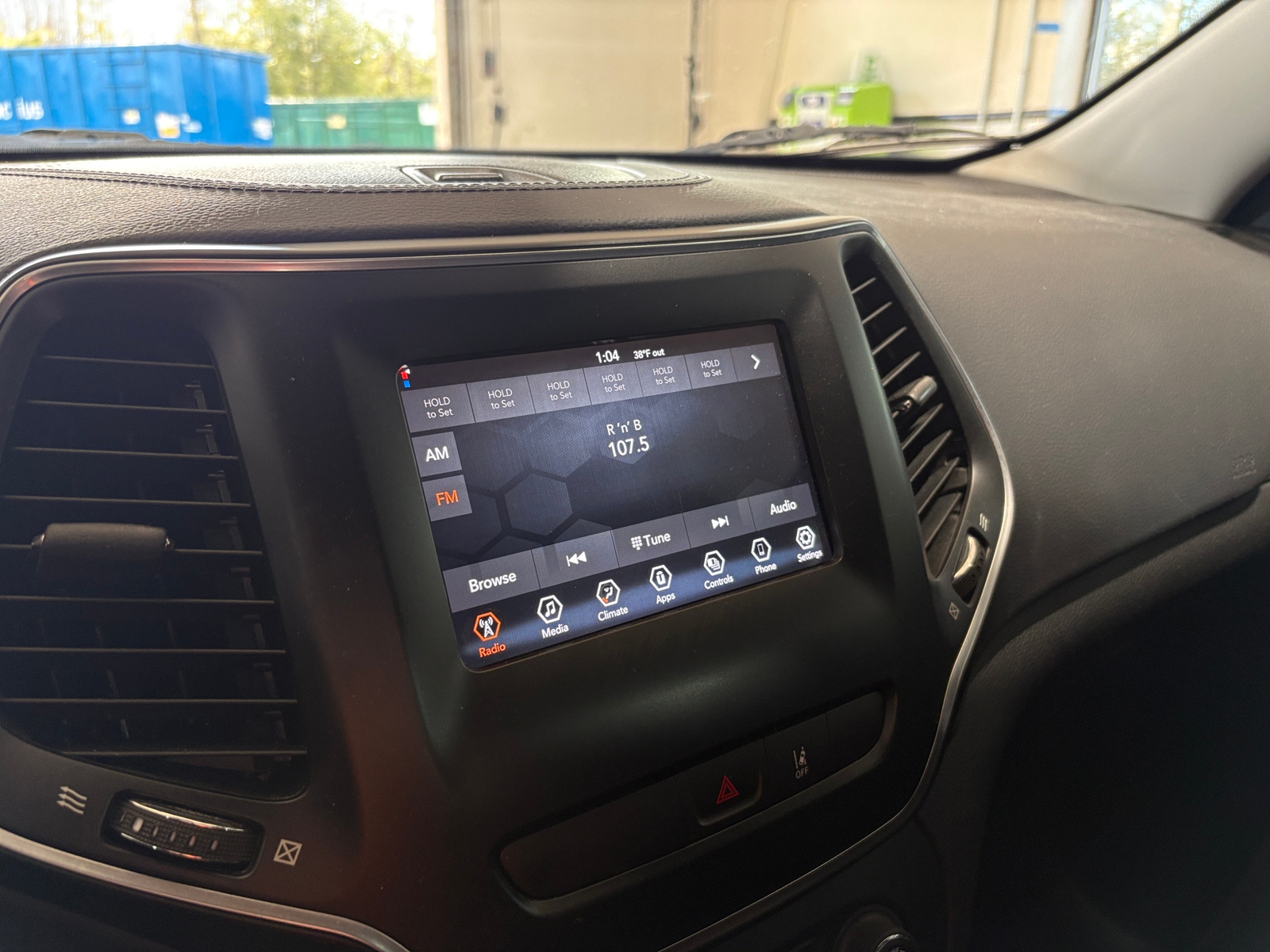 Thumbnail: 2021 Jeep Cherokee - 4