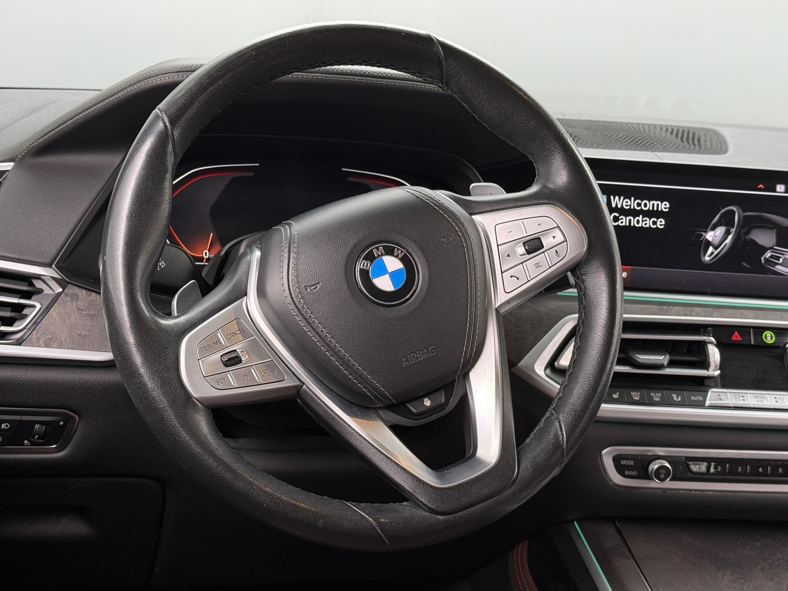 Thumbnail: 2021 BMW X7 - 4