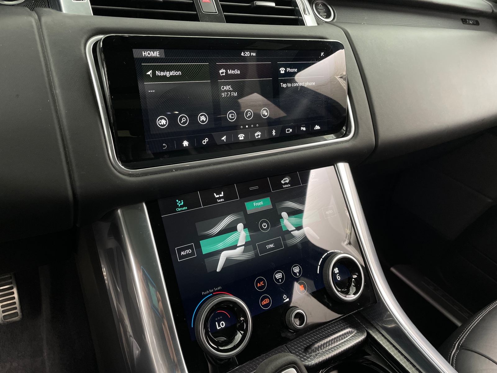 Thumbnail: 2020 Land Rover Range Rover Sport - 3