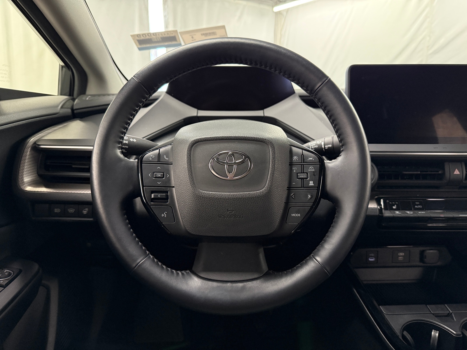 Thumbnail: 2023 Toyota Prius - 4