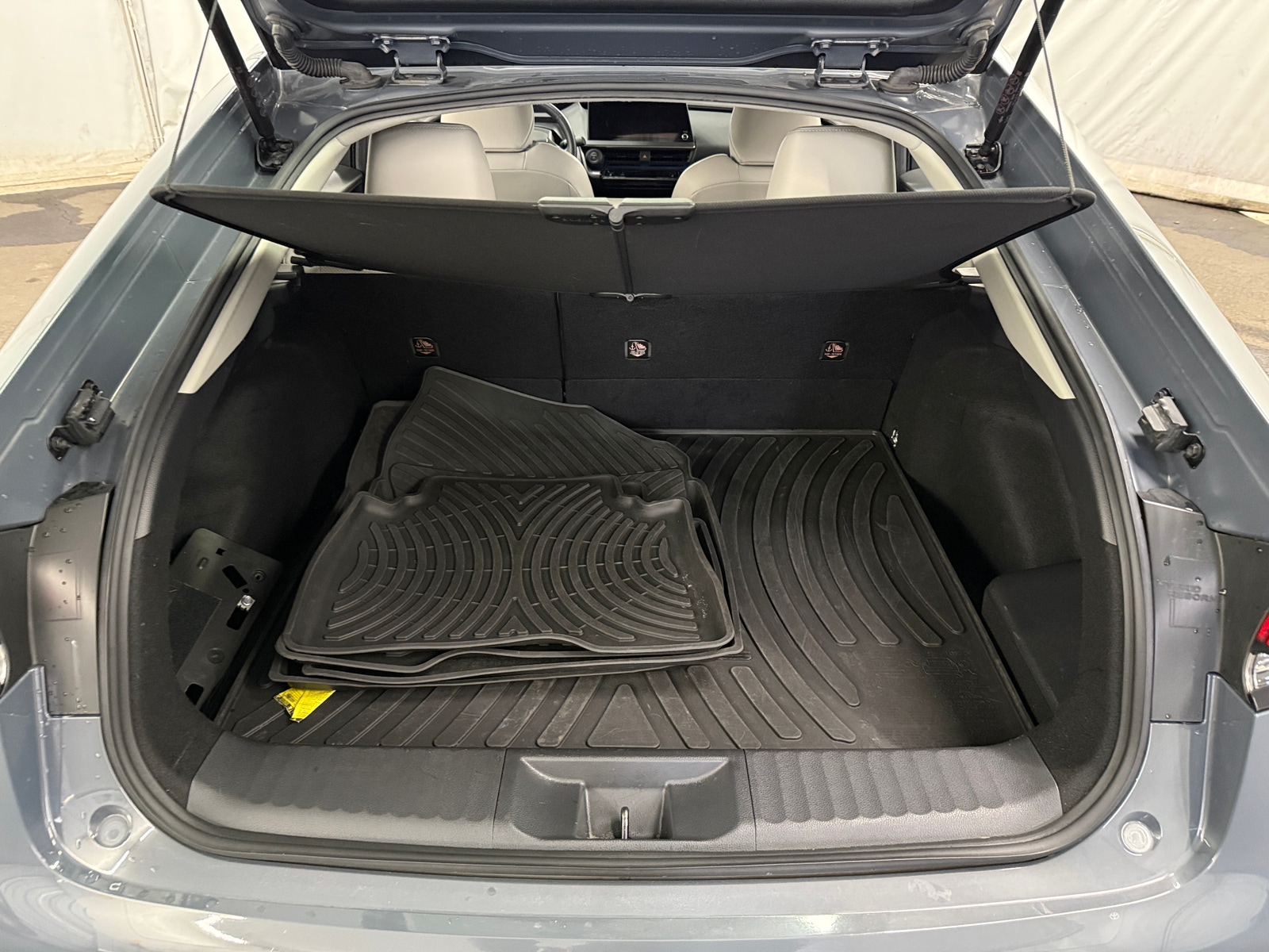 Thumbnail: 2023 Toyota Prius - 6