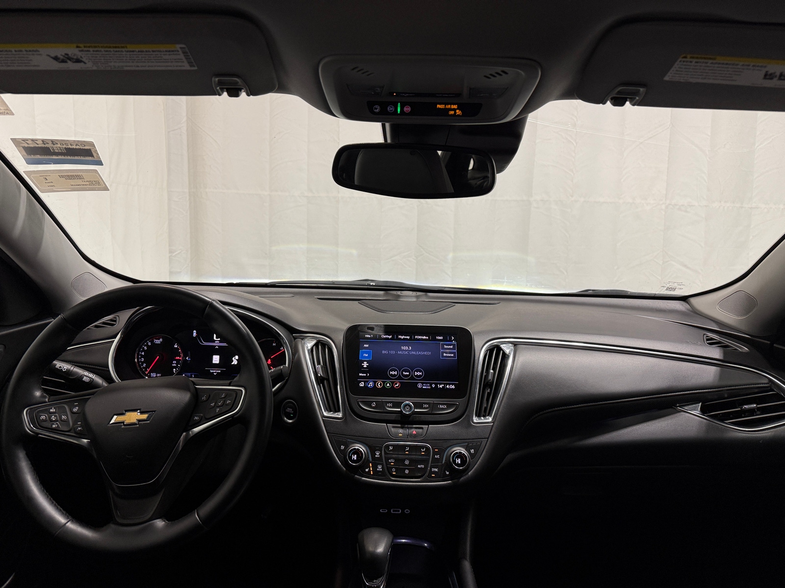 Thumbnail: 2024 Chevrolet Malibu - 2