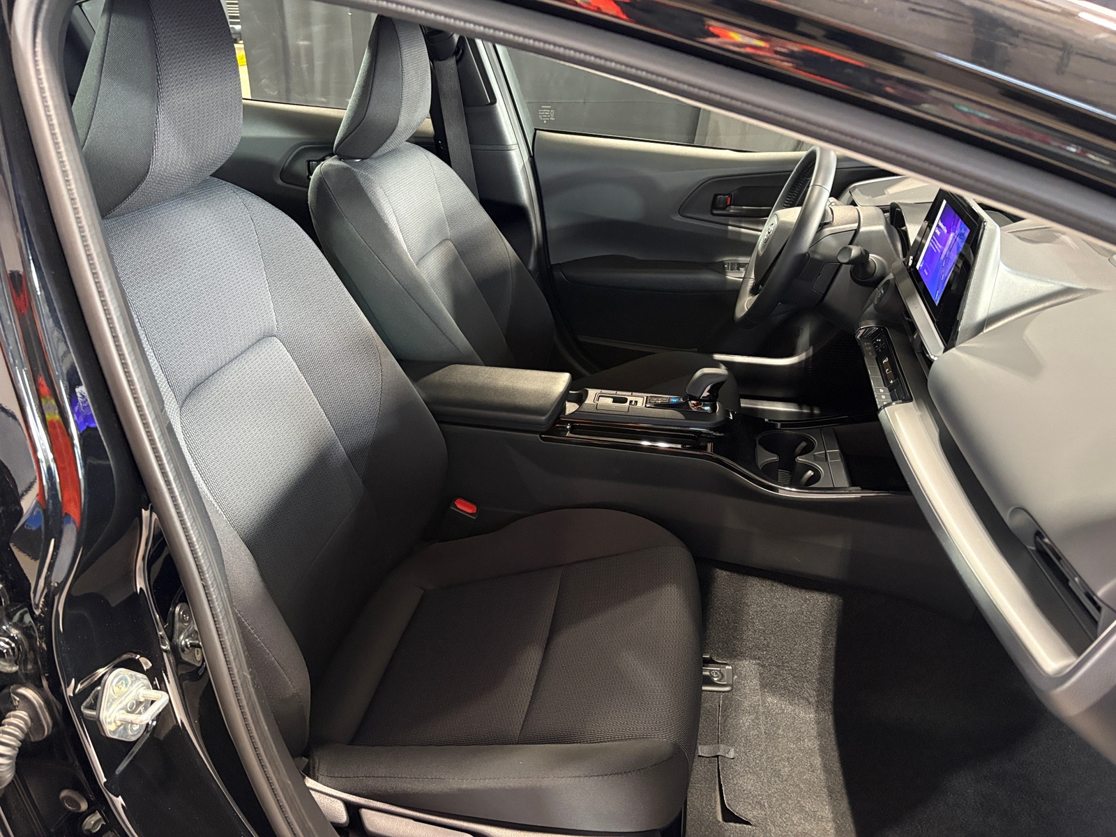 Thumbnail: 2025 Toyota Prius - 2