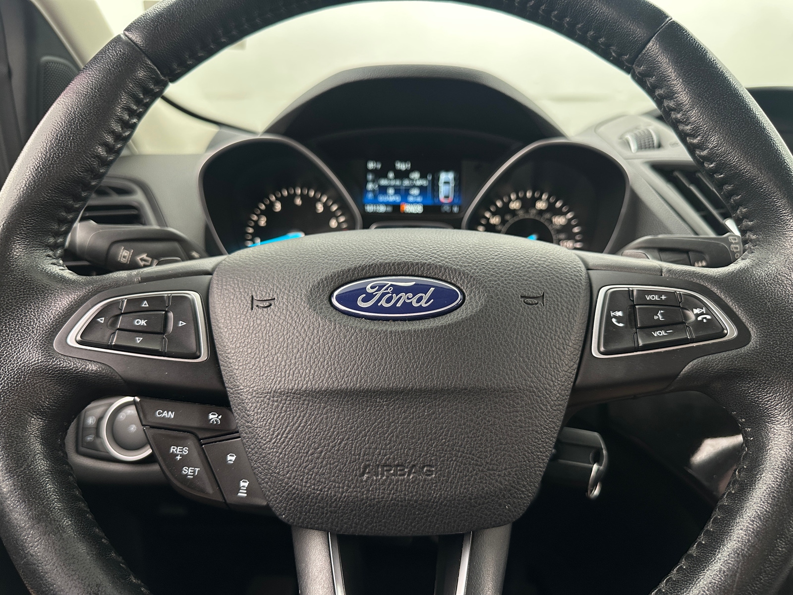 Thumbnail: 2018 Ford Escape - 4