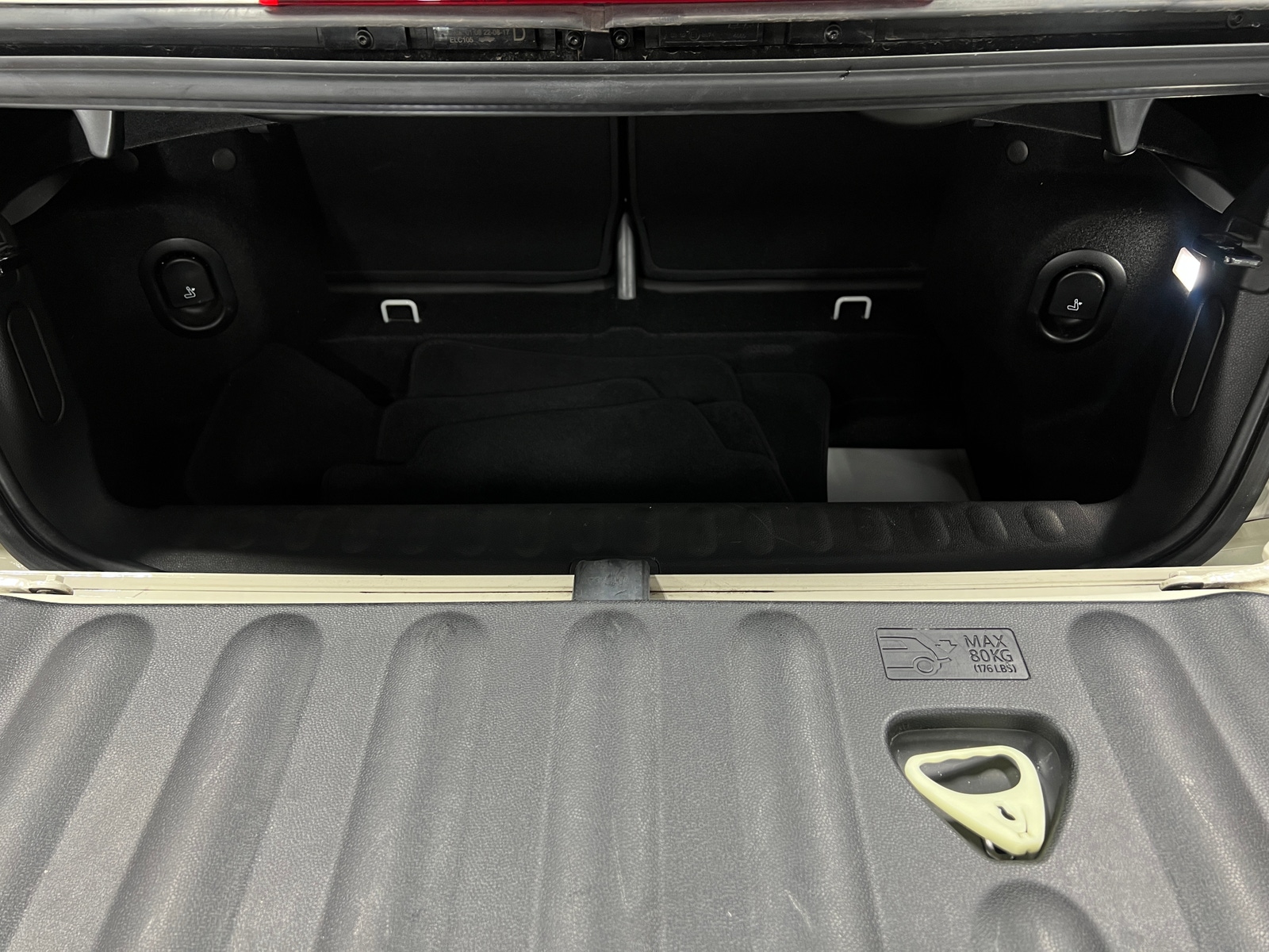 Thumbnail: 2018 MINI Cooper Convertible - 6