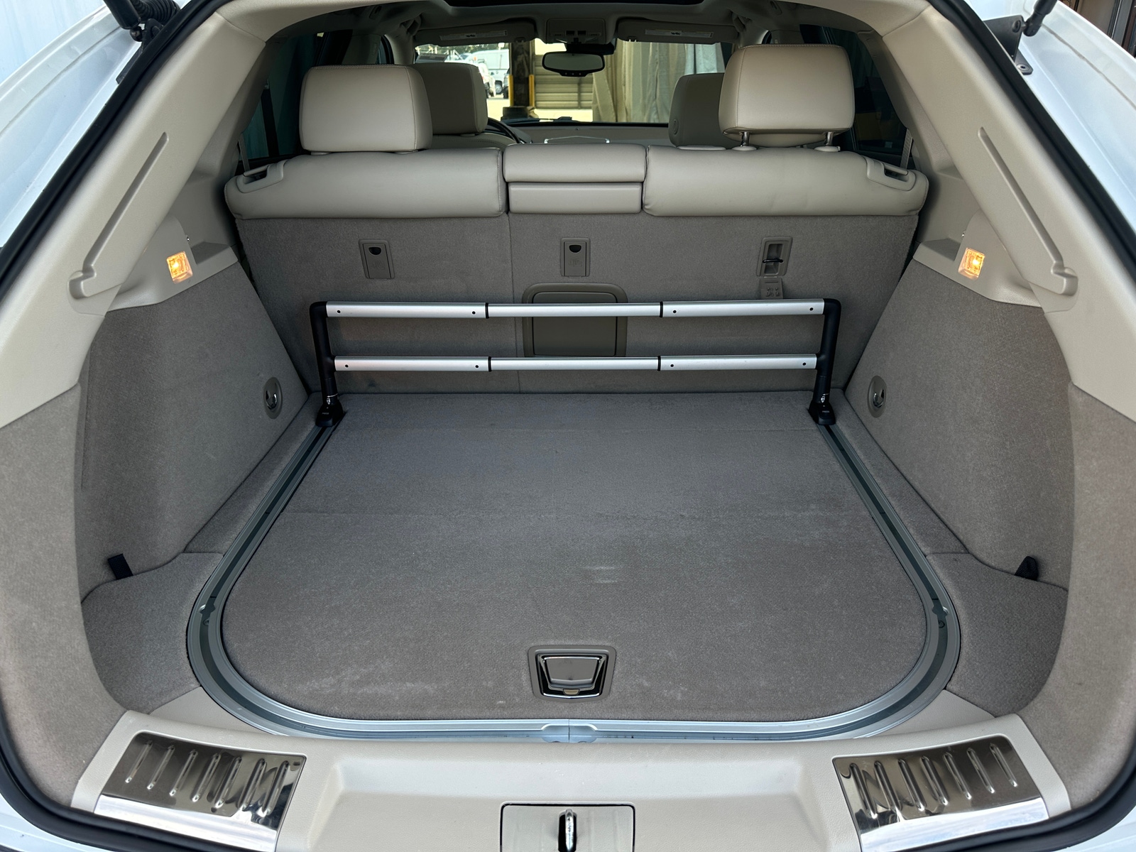 Thumbnail: 2014 Cadillac SRX - 6