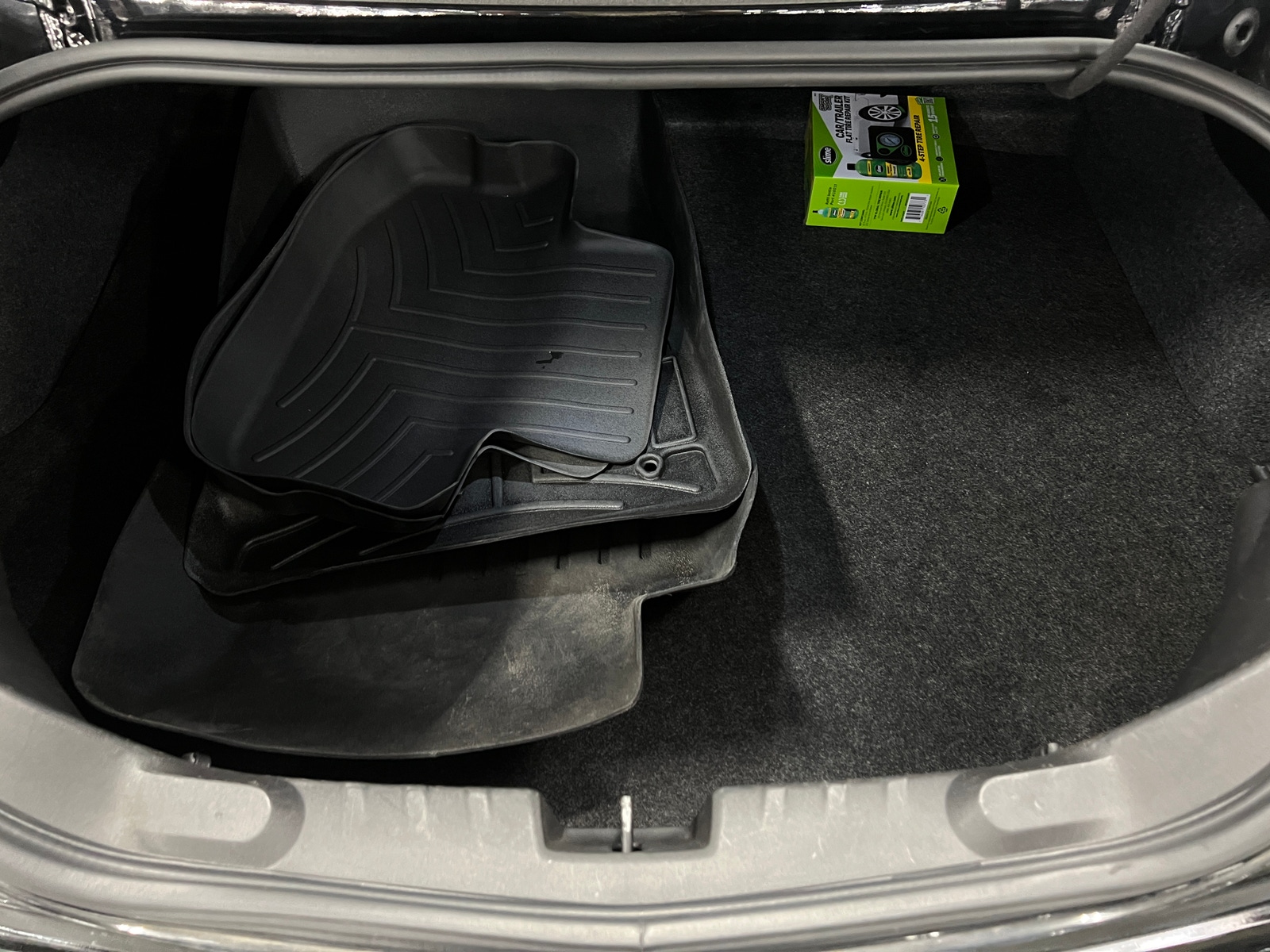 Thumbnail: 2011 Chevrolet Camaro - 4