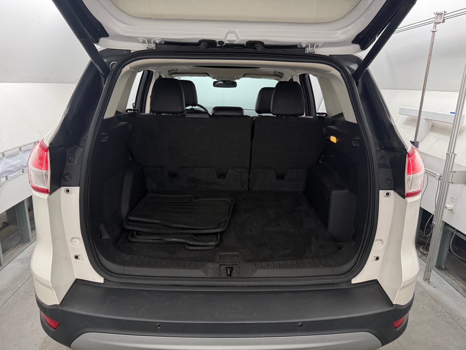 Thumbnail: 2016 Ford Escape - 6