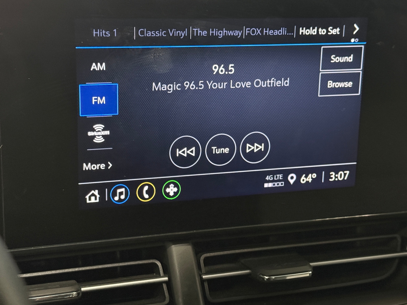 Thumbnail: 2025 Chevrolet Trax - 4