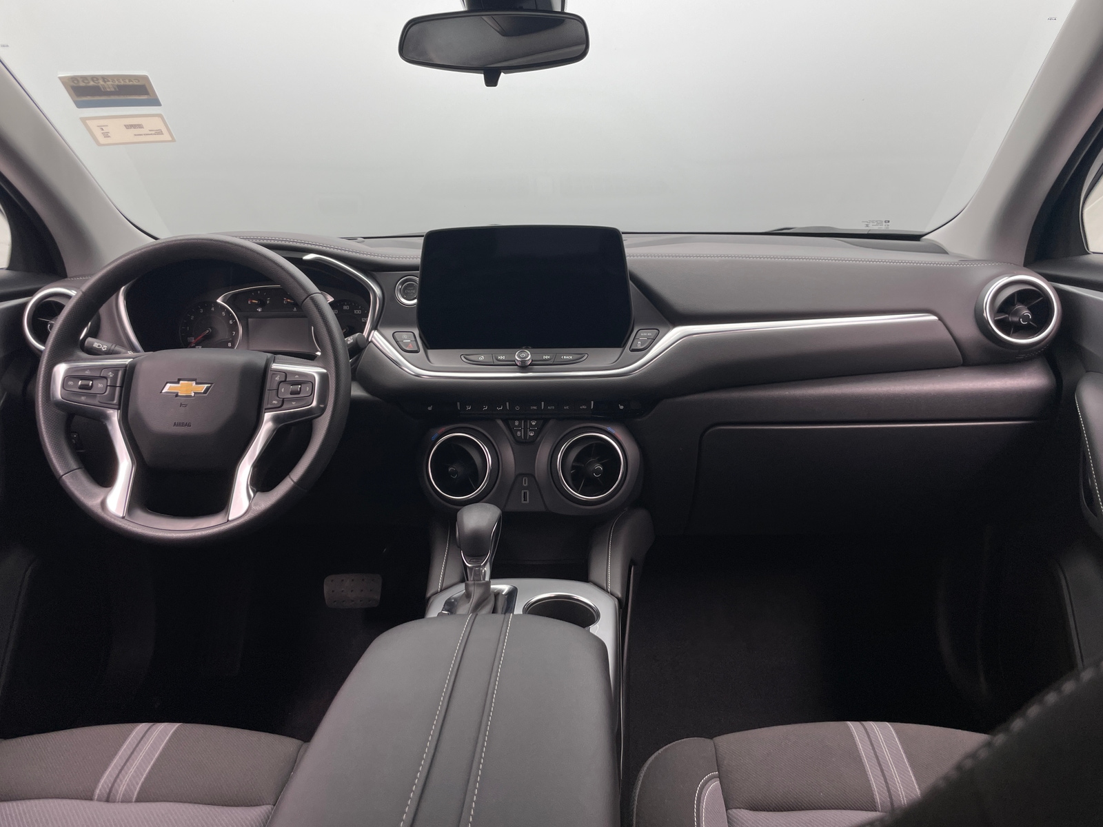 Thumbnail: 2025 Chevrolet Blazer - 3