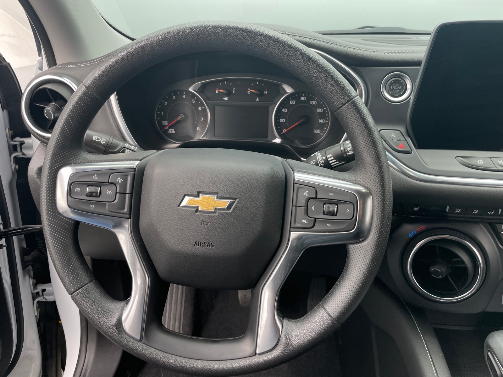 Thumbnail: 2025 Chevrolet Blazer - 5