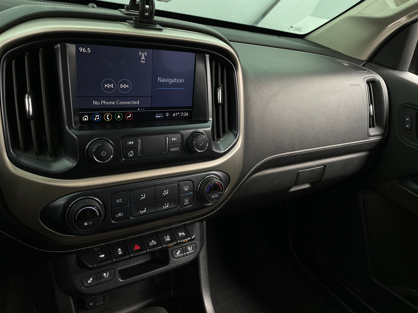 Thumbnail: 2019 GMC Canyon - 3