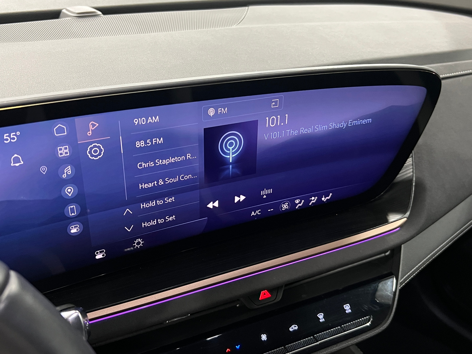 Thumbnail: 2024 Buick Envision - 3