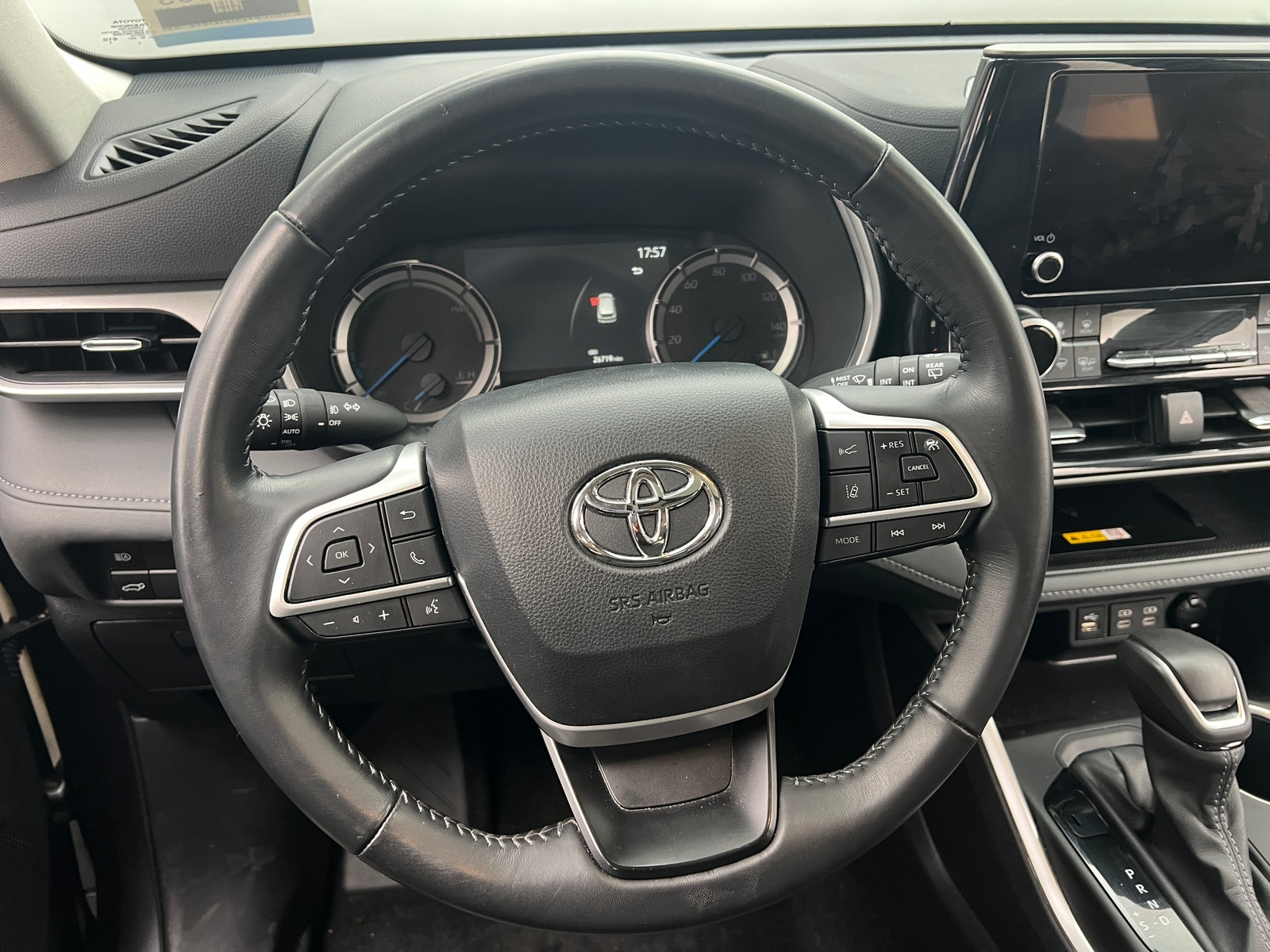 Thumbnail: 2024 Toyota Highlander - 4