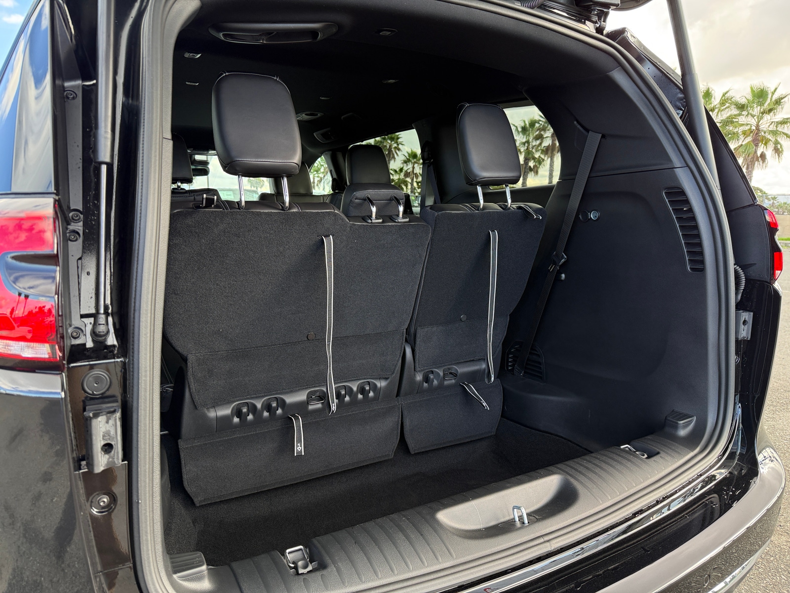 Thumbnail: 2026 Chrysler Pacifica - 6