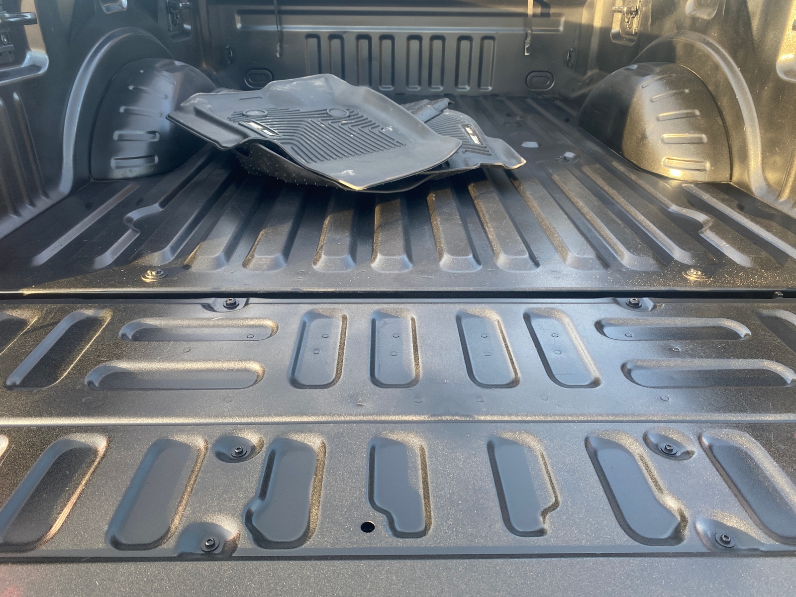 Thumbnail: 2021 Ford Econoline - 6