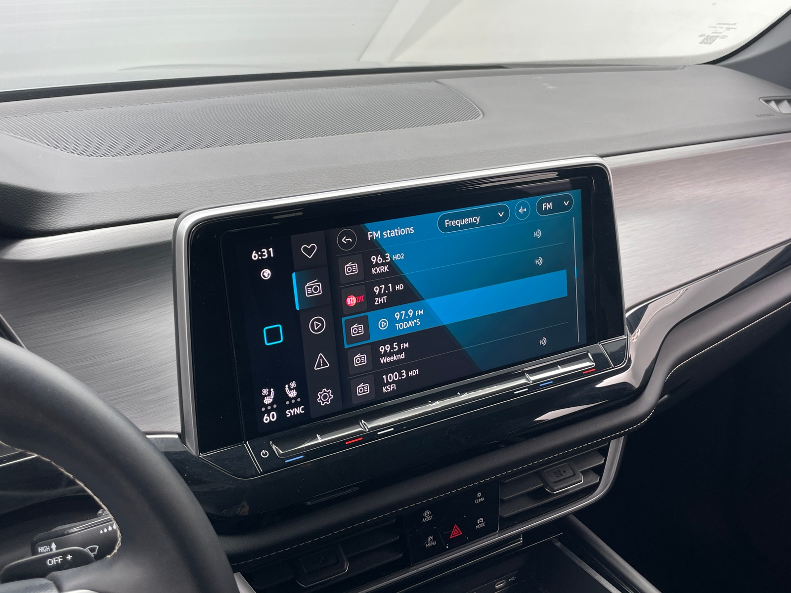 Thumbnail: 2025 Volkswagen Atlas - 3