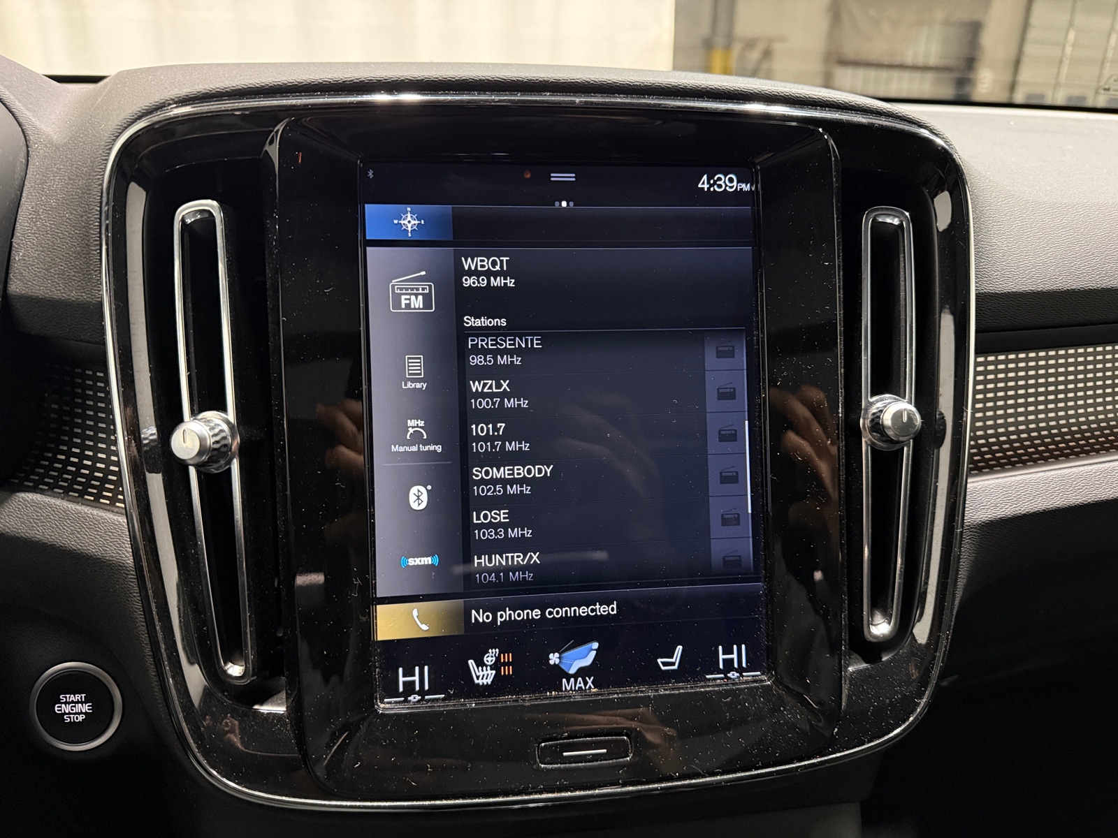 Thumbnail: 2019 Volvo XC40 - 4