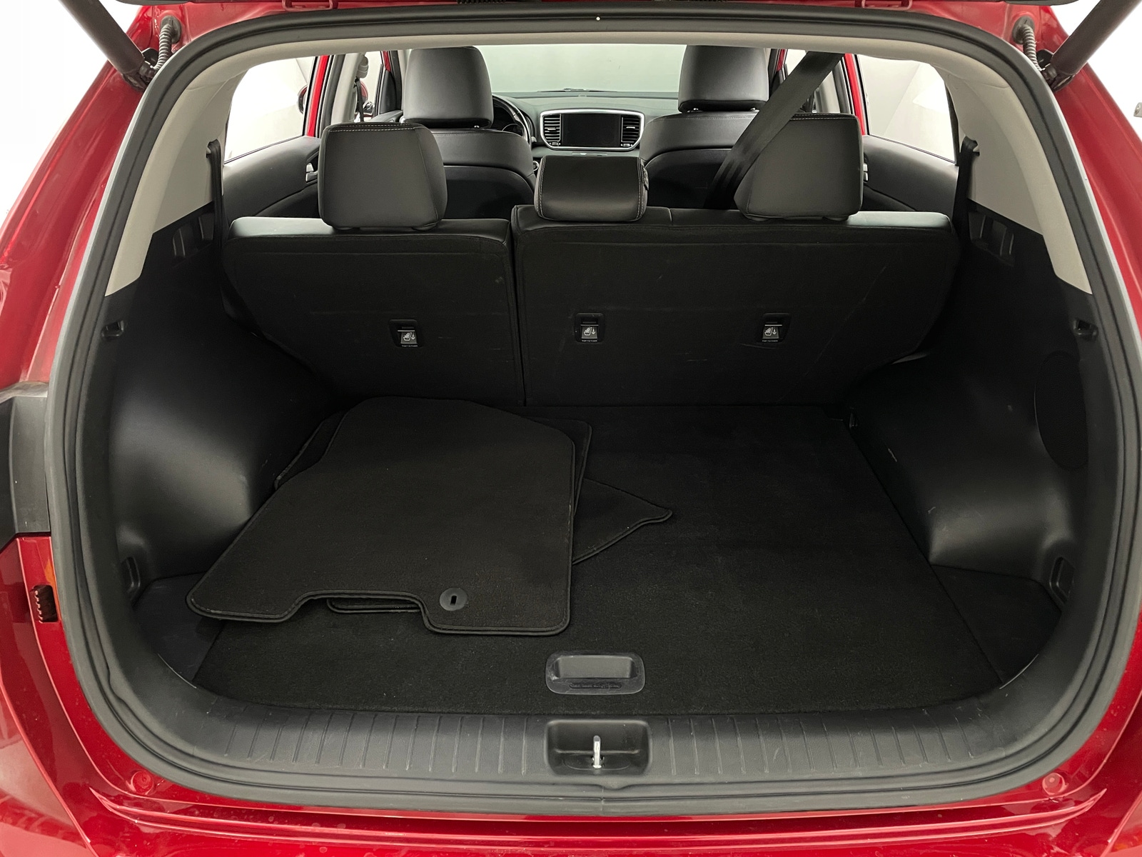 Thumbnail: 2022 Kia Sportage - 6