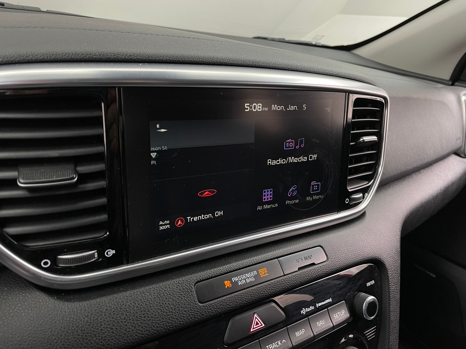 Thumbnail: 2022 Kia Sportage - 3